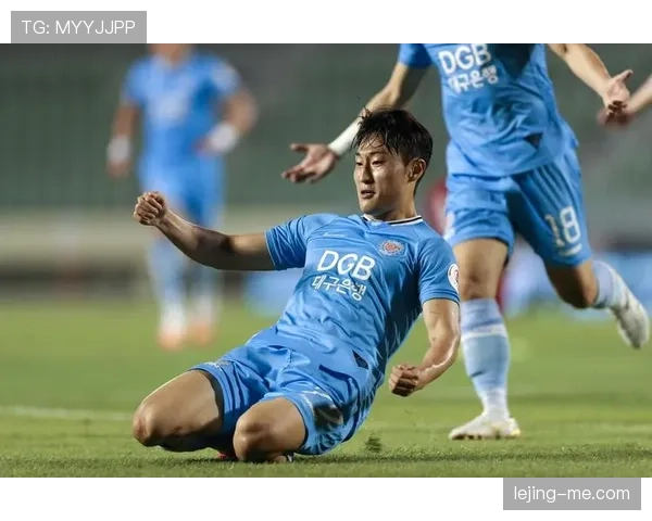首尔FC近期攻防表现趋于平衡,联赛中游位置稳中有升 首尔FC近期攻防表现趋于平衡,联赛中游位置稳中有升